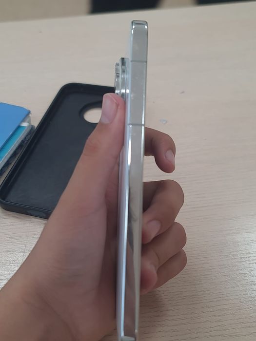 Huawei pura 70 12/256