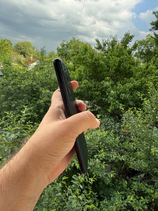 Продаётся Samsung S21 Ultra 5G