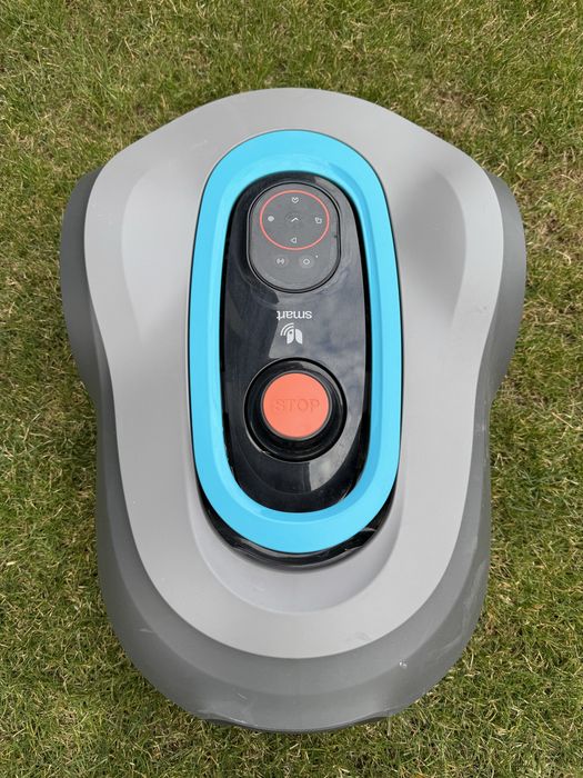 Robot tuns gazonul Gardena Sileno Pro 600 cu senzor coliziune inclus