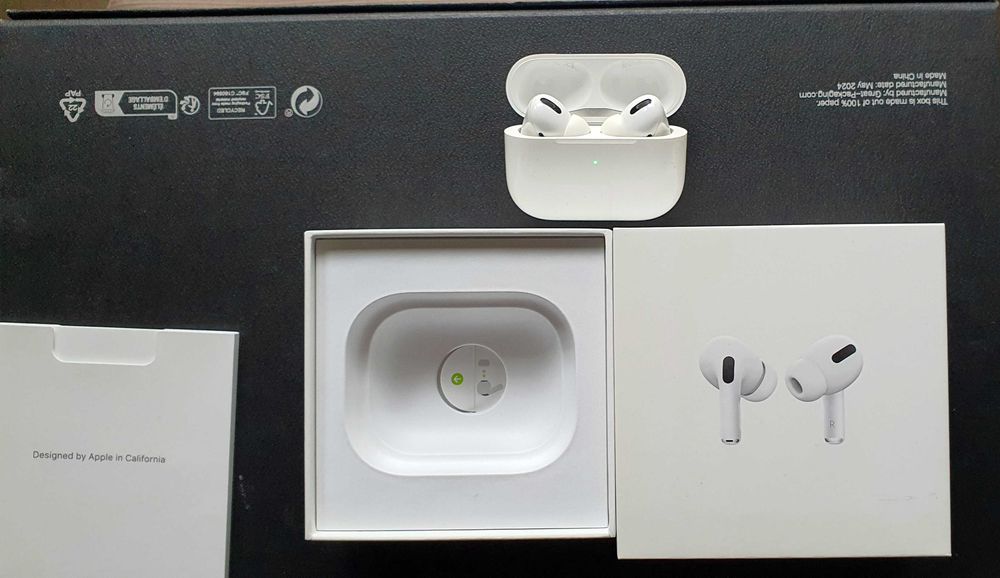 Casti Apple Airpods Pro Originale cu MagSafe cu factură iStyle
