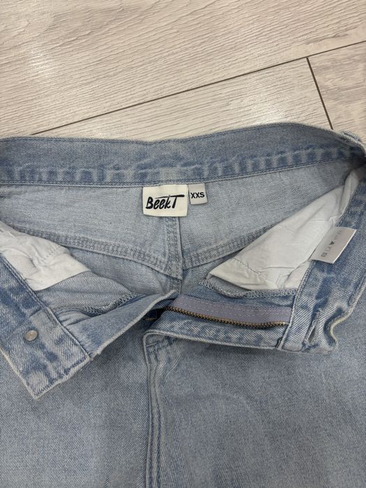 Продам шорты beekt