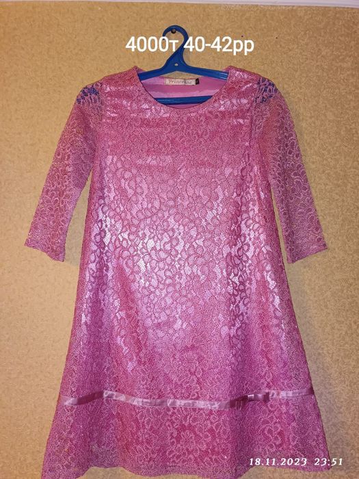 Платья новые нарядные