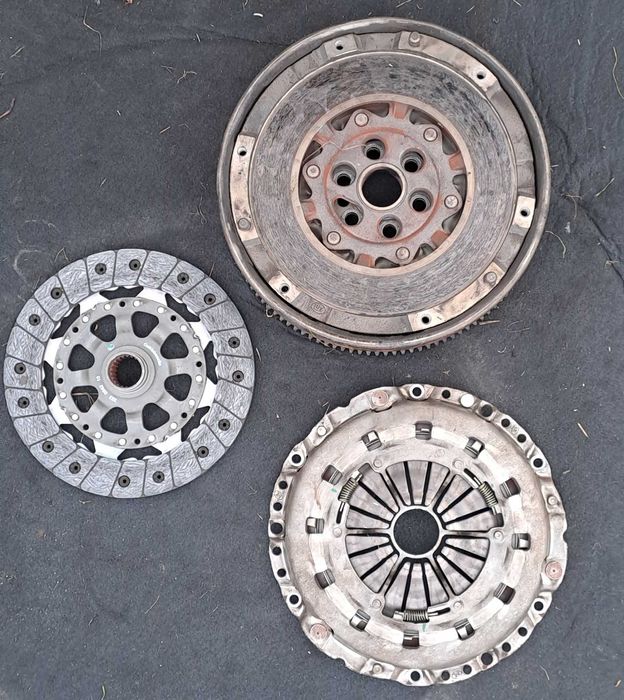 Комплект съединител за BMW E 90 320 2.0I 150к.с