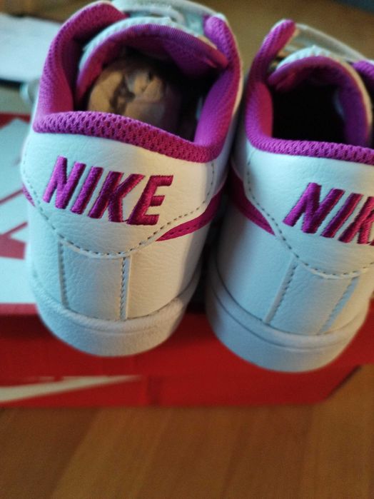 Нови найкове, номер 33, 49лв.