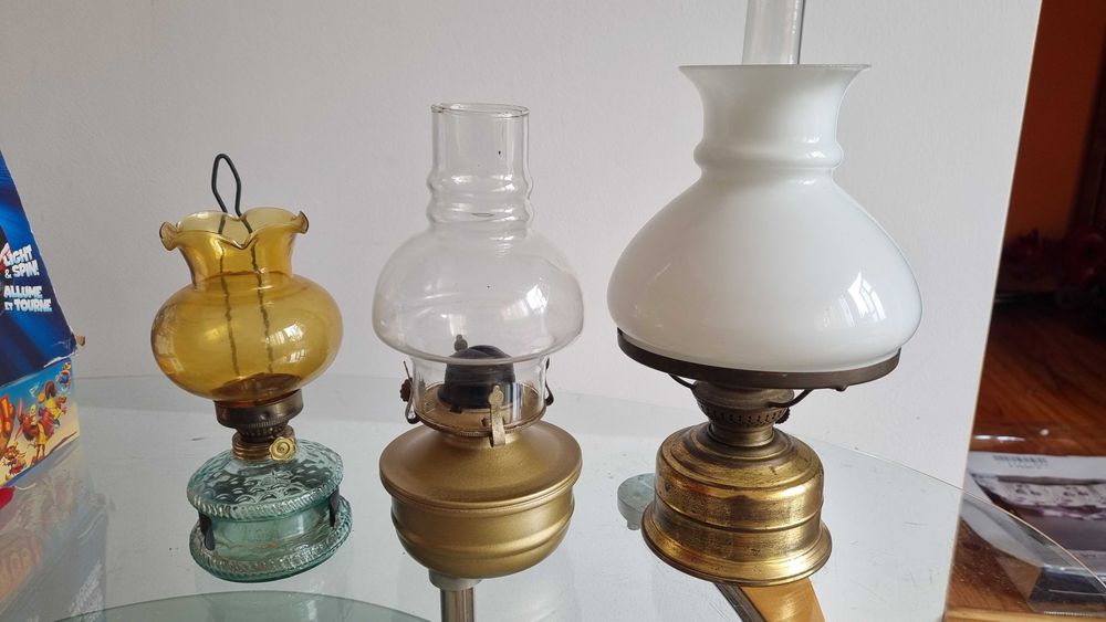 veioze pereche alama cu abajur sticla