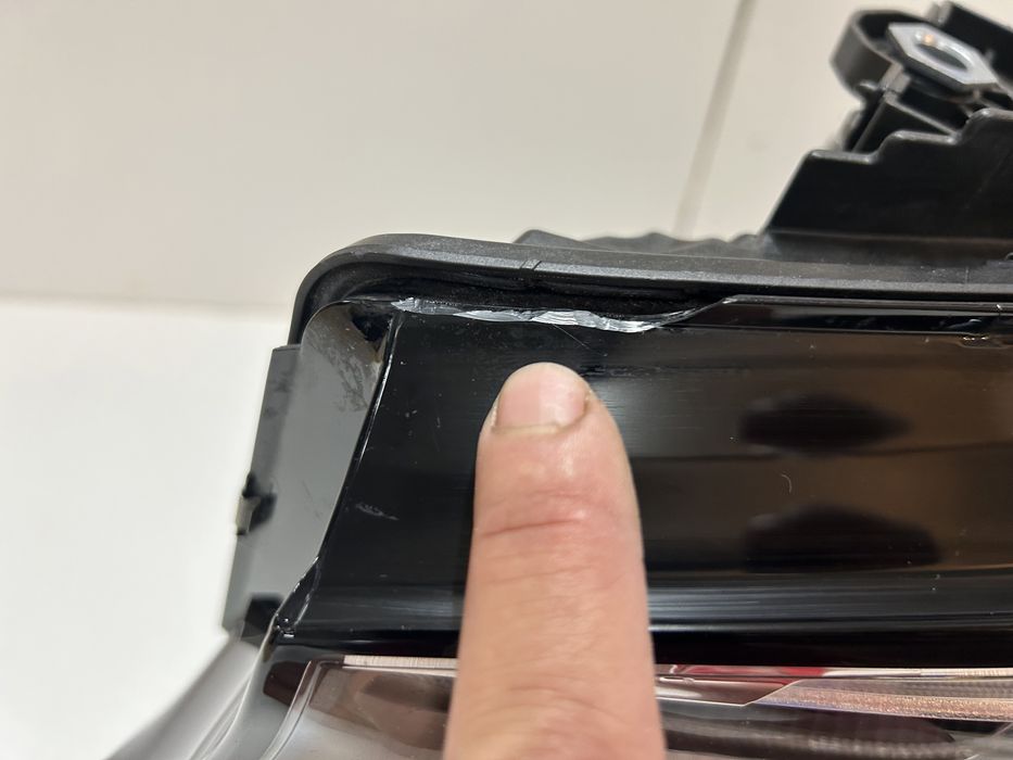 Far bmw G20 G21 laser seria 3 an 2019-2022 stanga