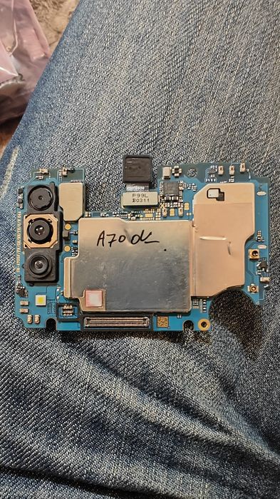 Placa de baza samsung a70.