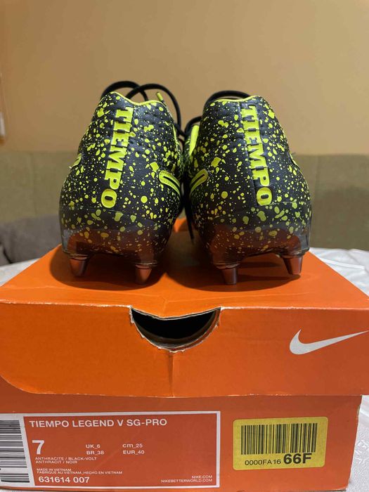 Nike Tiempo Legend V - ПРОФЕСИНОАЛНИ, ACC, 40 размер