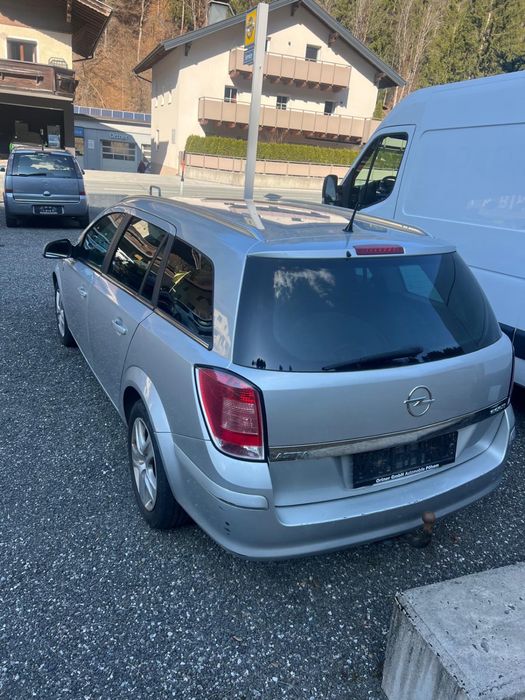 Opel Astra h 1.4i 90кс 2010г На части