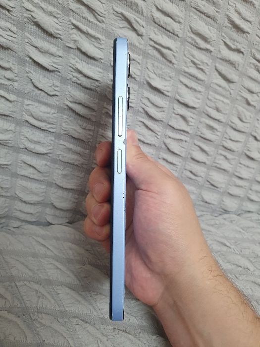 Srochna sotiladi Xiaomi Redmi 12 8+8/256Gb Original Xolati Yaxshi