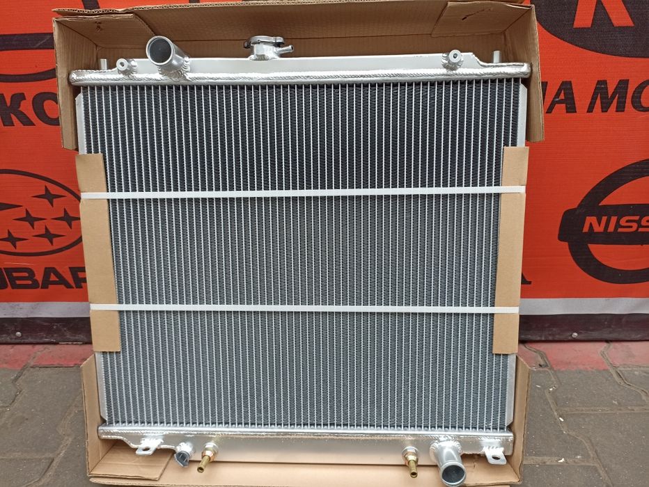 Радиатор делика 2.8 ~2.5