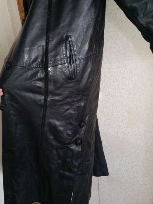 Продам плащ  кожа женский