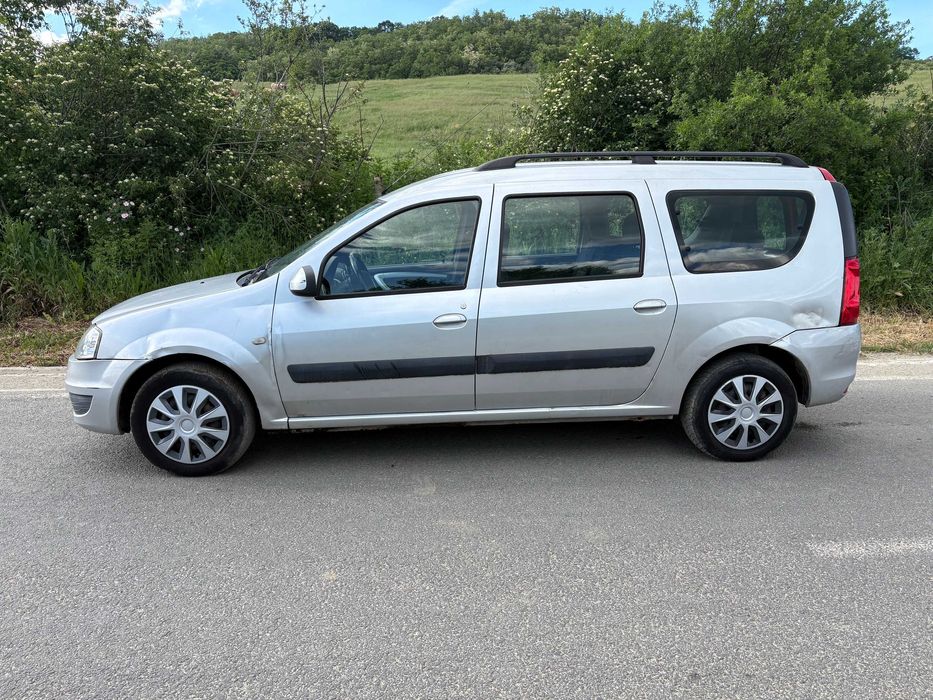 Dacia Logan MCV 1.6 16 V 7 Locuri. Benzina & GPL