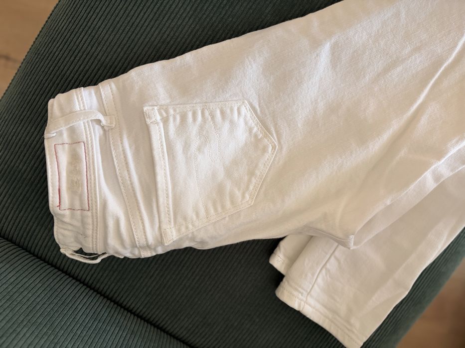 Дамски бели  джинси Lee Cooper