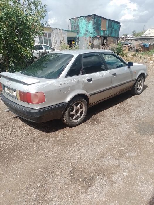 Продам ауди б4 на ходу