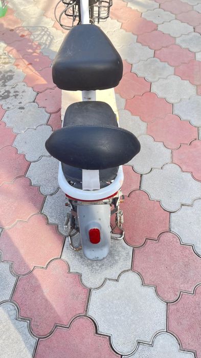 Электроскутер продам