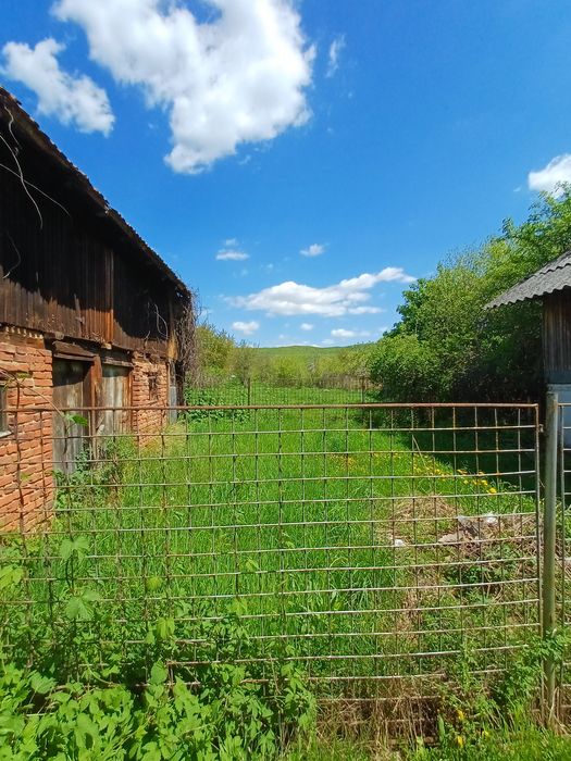 Casă + teren 2935 mp de vânzare Băiculești, DN7C – poziție excelentă
