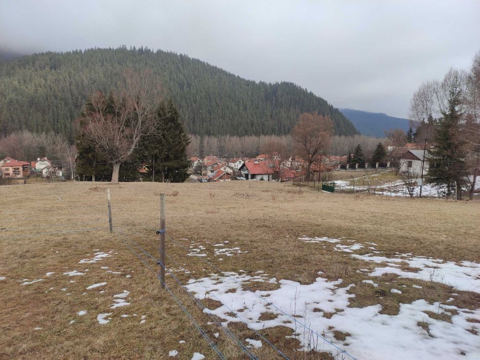 Продава се Парцел в с. Маджаре, Област София-област - 1543 кв.м за 57 €/кв.м - Снимка #2