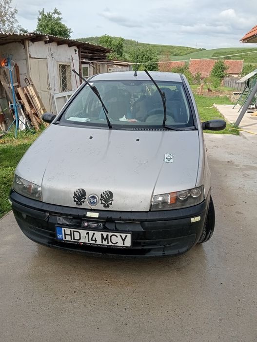 Fiat Punto 2002.