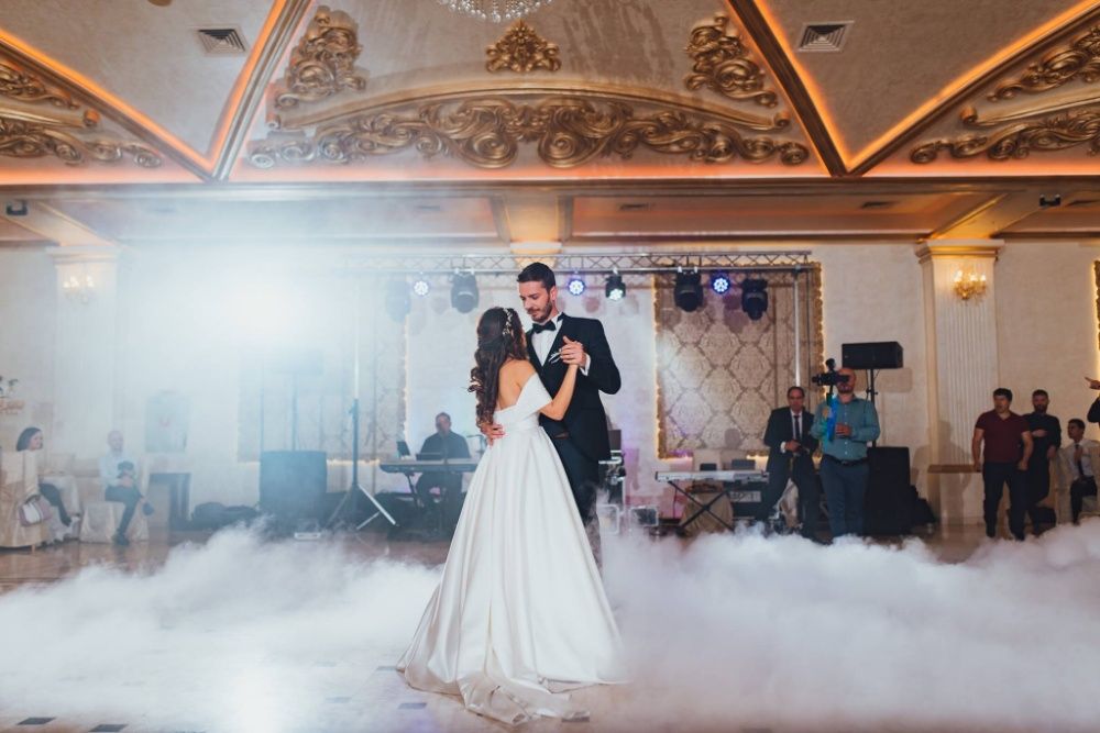 Rochie mireasa facuta la comanda