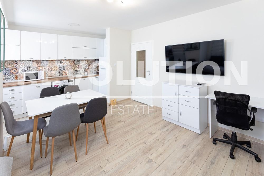 Дава се под наем Двустаен апартамент в Варна, Чаталджа - 60 кв.м за 500 € - Снимка #2