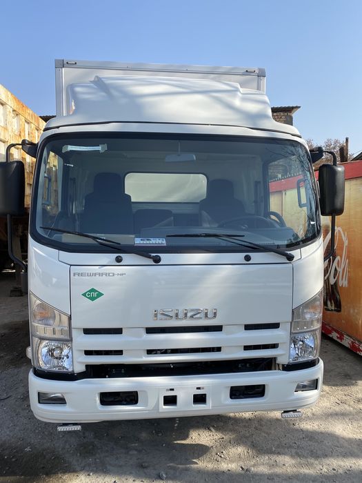Isuzu CNG izoterma