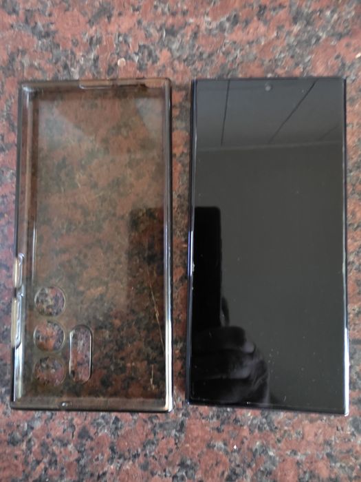 Samsung S23 ultra 512Gb 12 GB ram.