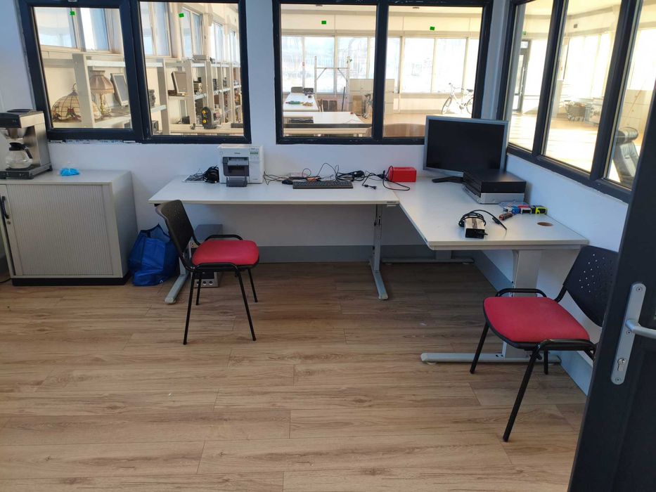 Spatiu comercial 300mp la DN 12A Comanesti Darmanesti