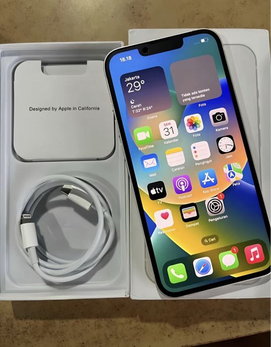 Срочно продам айфон 13