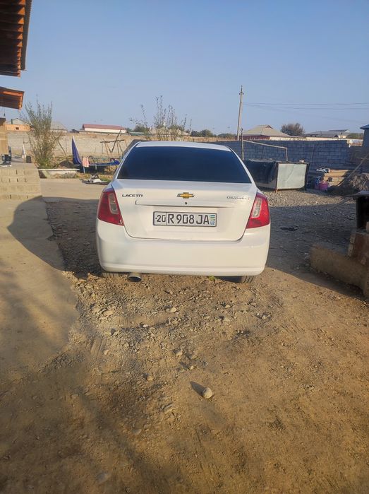 Zudlik bilan sotiladi