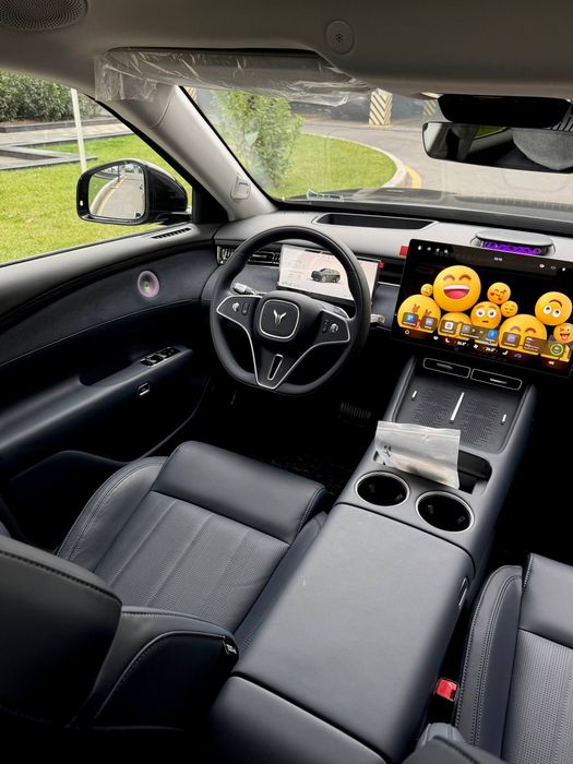 Voyah Free Plus 2026 restailing