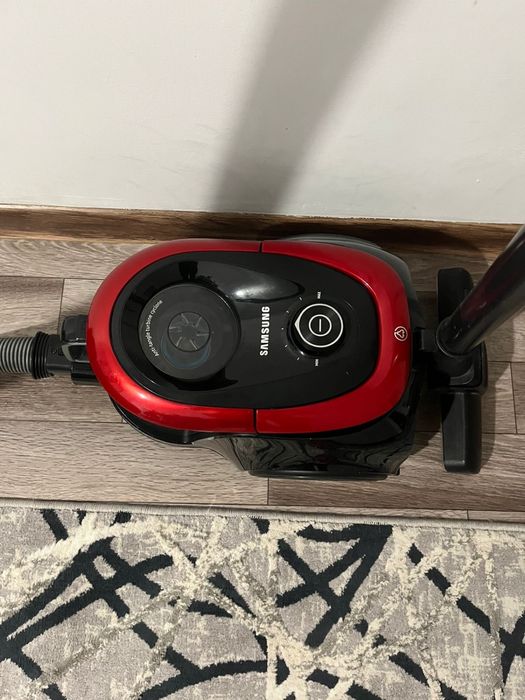 Продам пылесос Samsung
