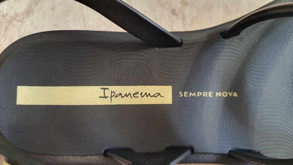 Нови сандали Ipanema