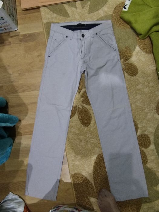 Лотове с ризи по 10 лева.