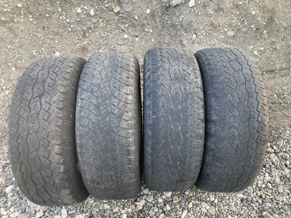 Всесезонни гуми 245 65 17 TOYO