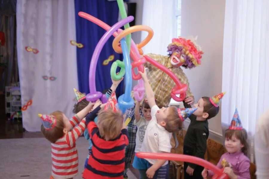 Animatori Petreceri Copii Bucuresti Popesti Leordeni vata si Popcorn