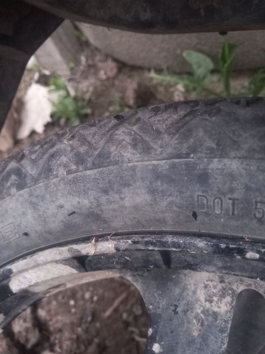 Roți scuter cu cauciucuri noi
