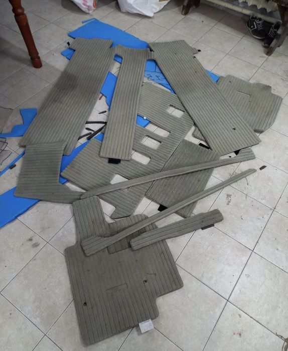 Коврики от тойота эстима