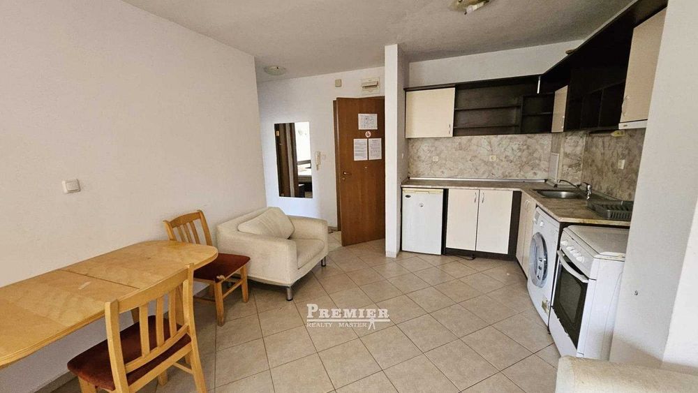 Двустаен апартамент в центъра на Слънчев Бряг Без Такса