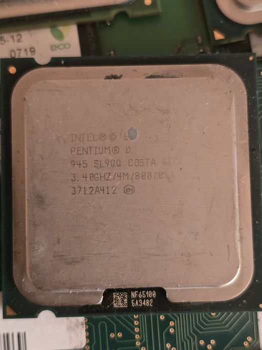 Ram памет 512MB и процесори