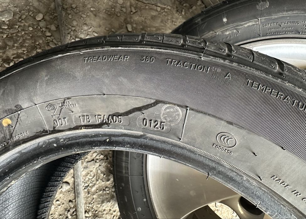 215/60/17 жаздык балон сатылады