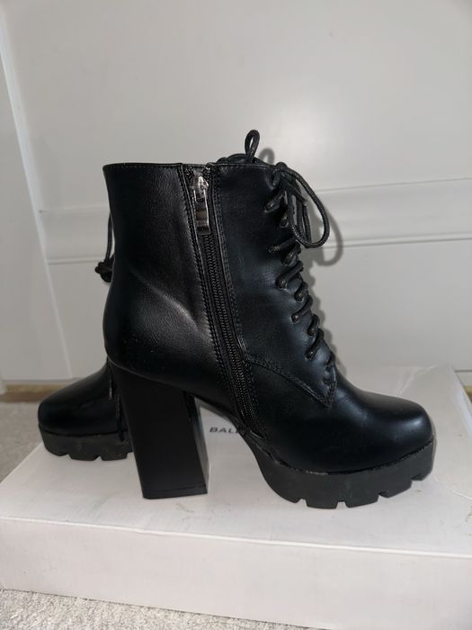 Женская обувь Ботфорды