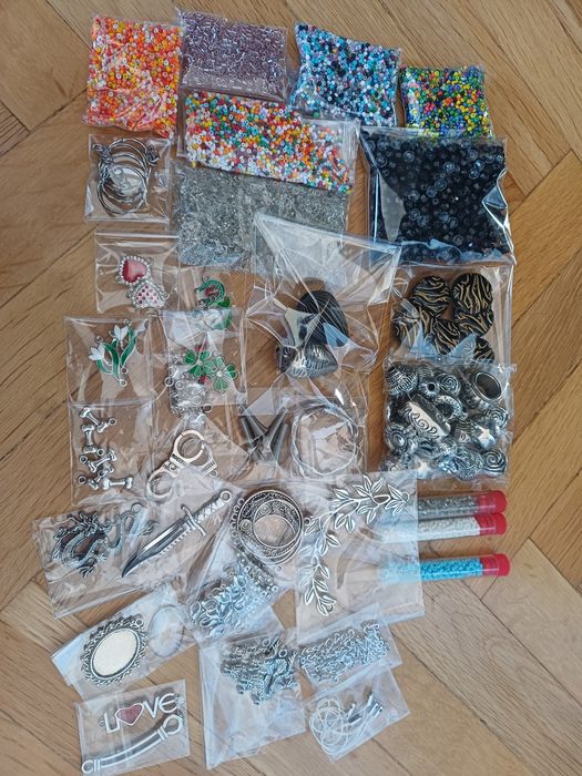 Материали за изработка на бижута