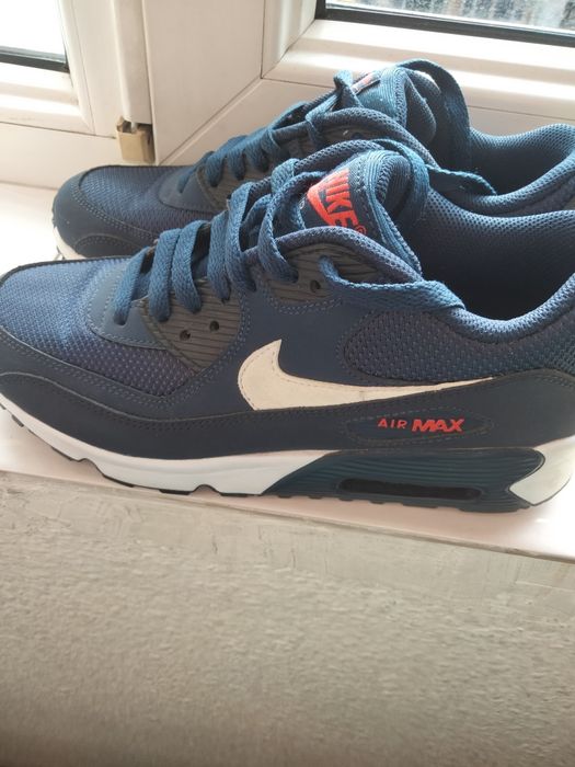 Adidași 'Nike' originali