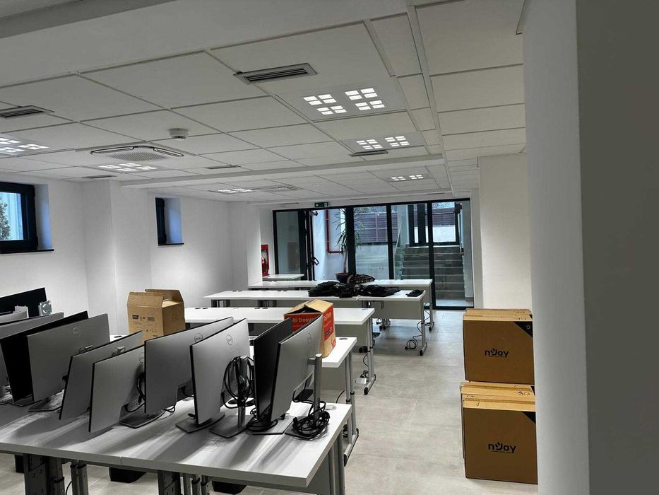 Construcții, amenajări/exterioare interioare