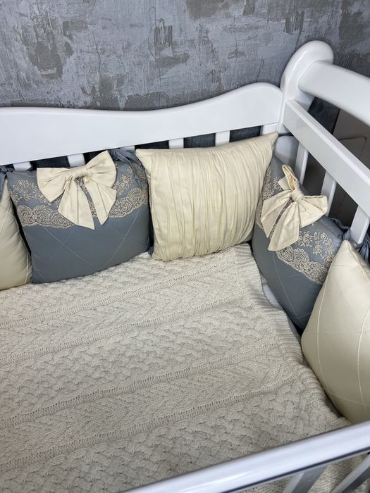 Манеж кроватка с матрацем