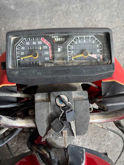 Motoroller Bortli, Moto