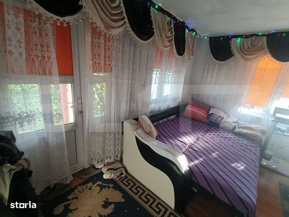 Casa de vanzare, 60 mp, teren, 4.717 mp, comuna Zvoristea
