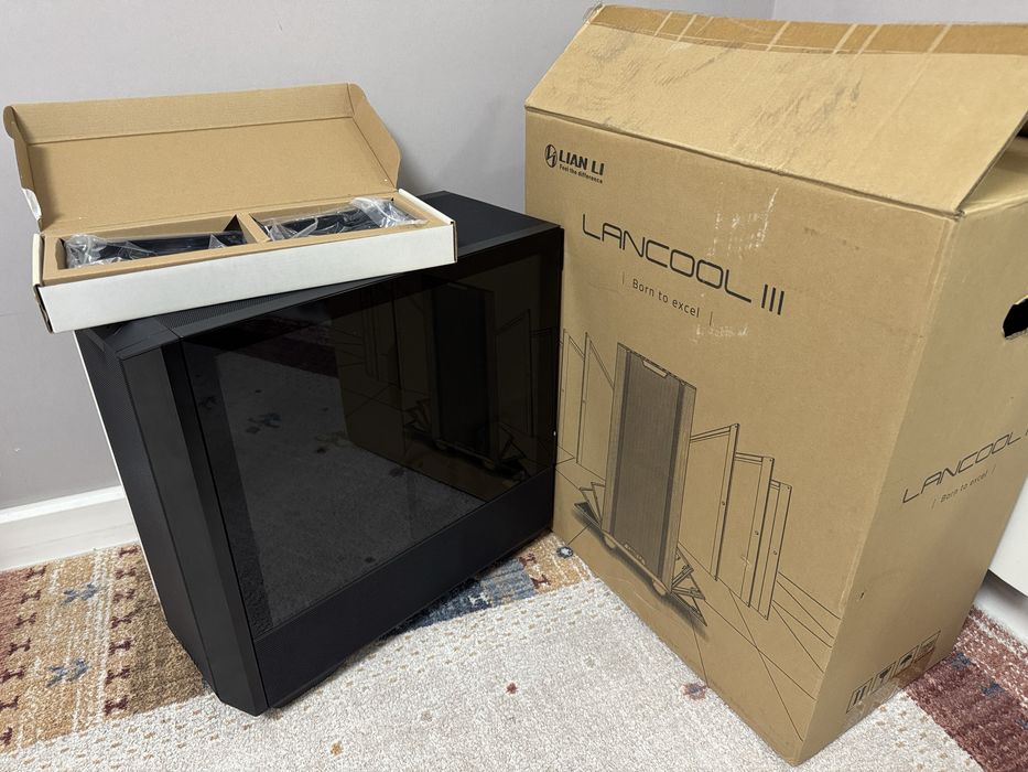 Топовый и большой корпус LIAN LI Lancool III черный