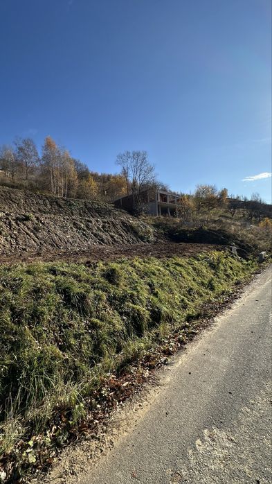 Vand teren 1363 m2 Muntele Rece